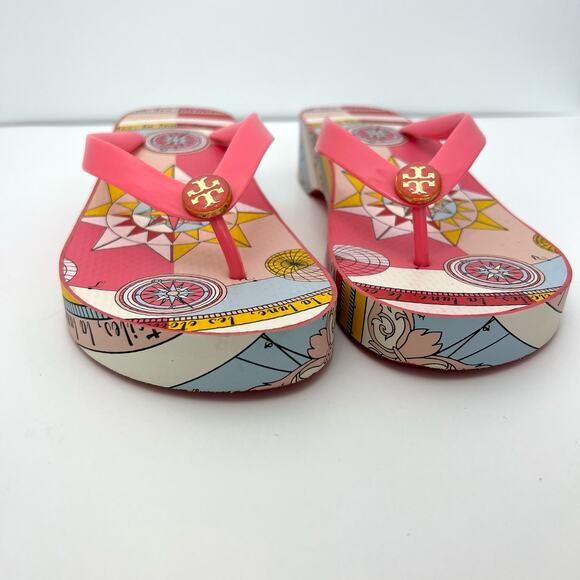 Tory Burch Printed Carved Wedge Flip-flop in Pink Paradise Constellation 8 - Picture 4 of 9